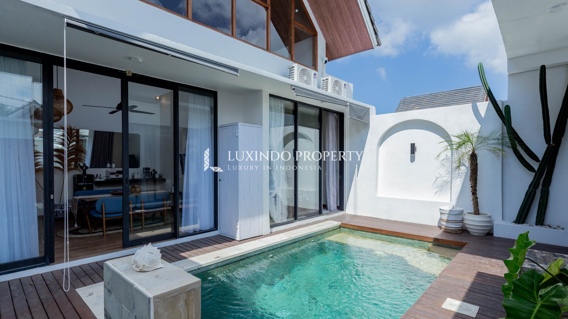 GUNUNG SALAK - COMPACT 2-BEDROOM TROPICAL MINIMALIST VILLA (LHV1072)